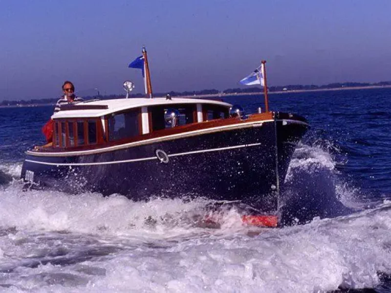 Tofinou Andreyale hybrid electric retrofit by lanéva boats