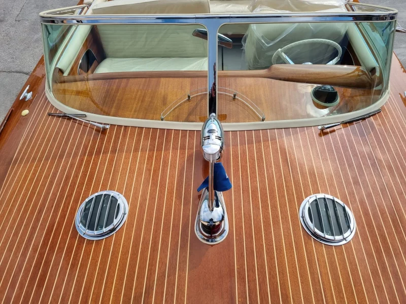 riva-super-aquarama-vintage-boat