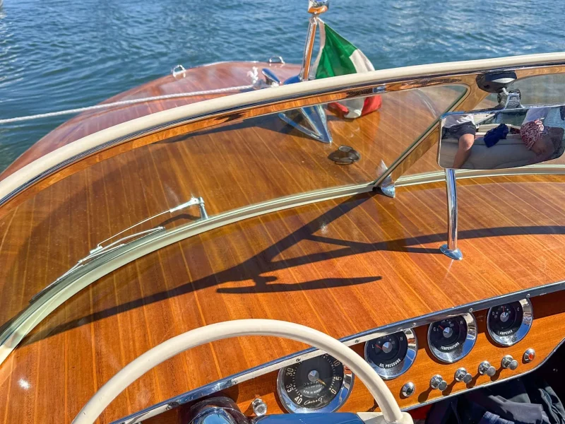 riva-super-florida-classic-cockpit