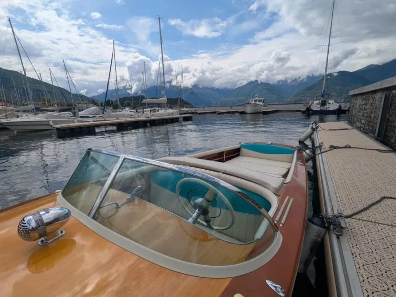 vintage-Riva-Florida-retrofit-by-lanéva